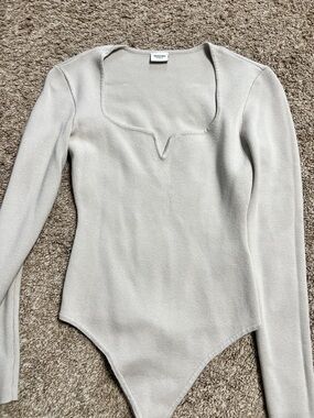 Abercrombie & Fitch Cream Long Sleeve Sculpted Scoop Bodysuit